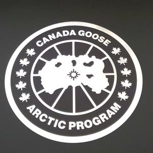 Canada Goose Byward Parka Size Small Navy Marine